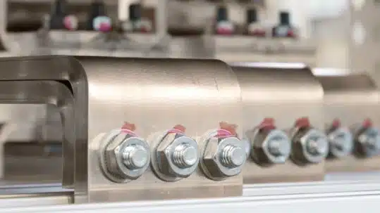 Electrical connection made of high-voltage tin plated copper bars