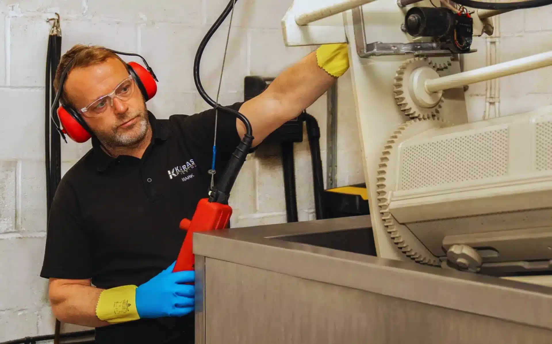 electroplating staff dedicated electroplating team